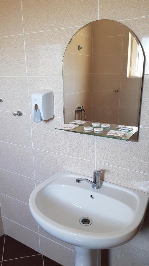 Pensiunea Iubire De Delta " La Traian " Murighiol Buitenkant foto